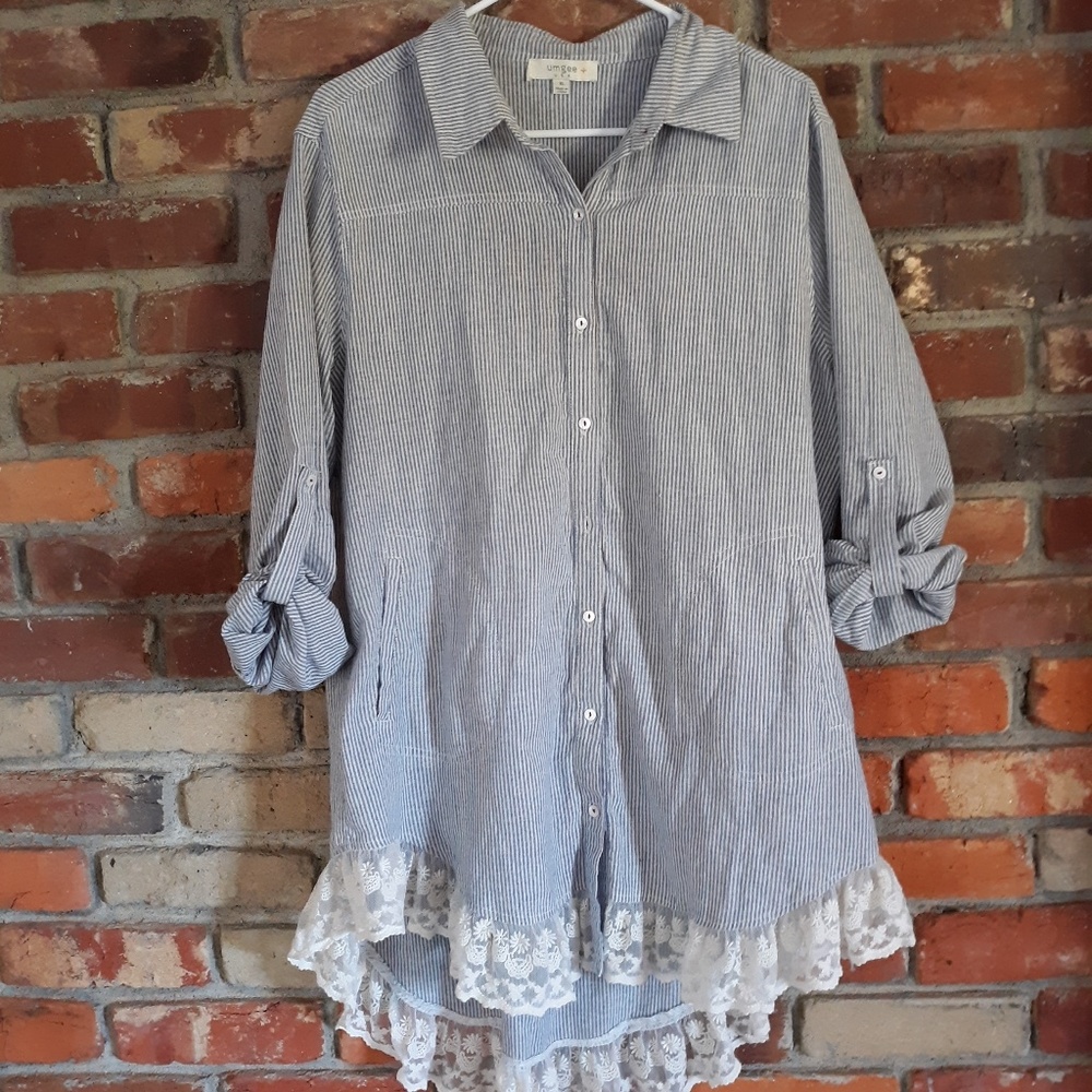 Umgee High Low Button Up Tunic Top